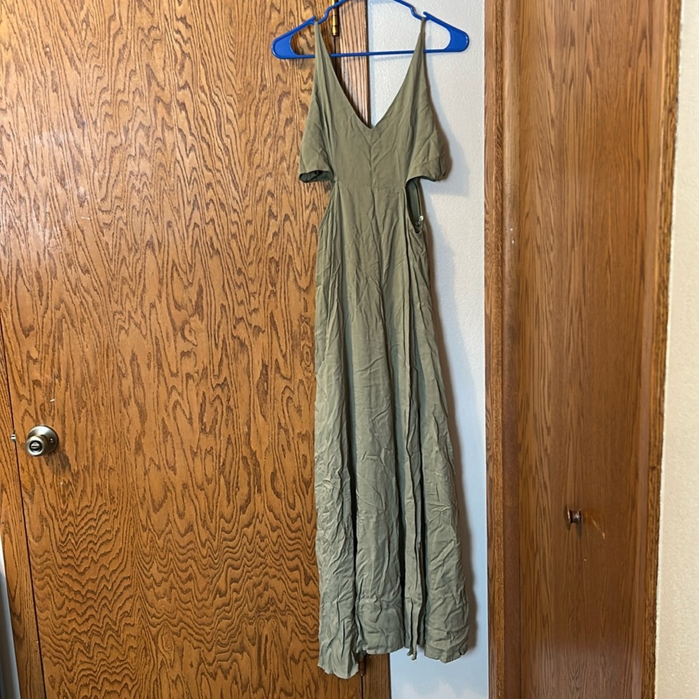 Entro cutout maxi dress